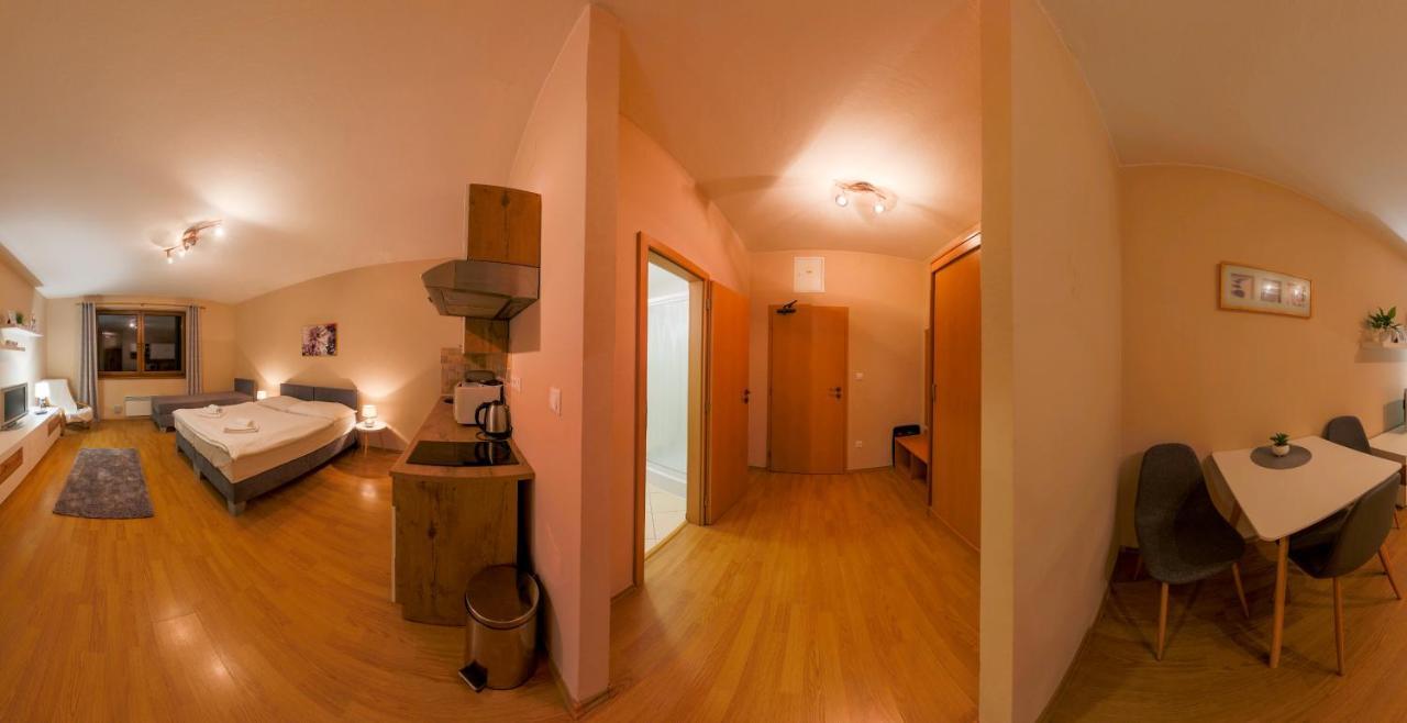 Apartmany Fatrapark 1 S Wellnessom Hrabovska Dolina Ruzomberok Ngoại thất bức ảnh